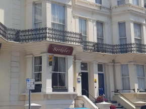Гостиница The Berkeley Guesthouse  Истборн